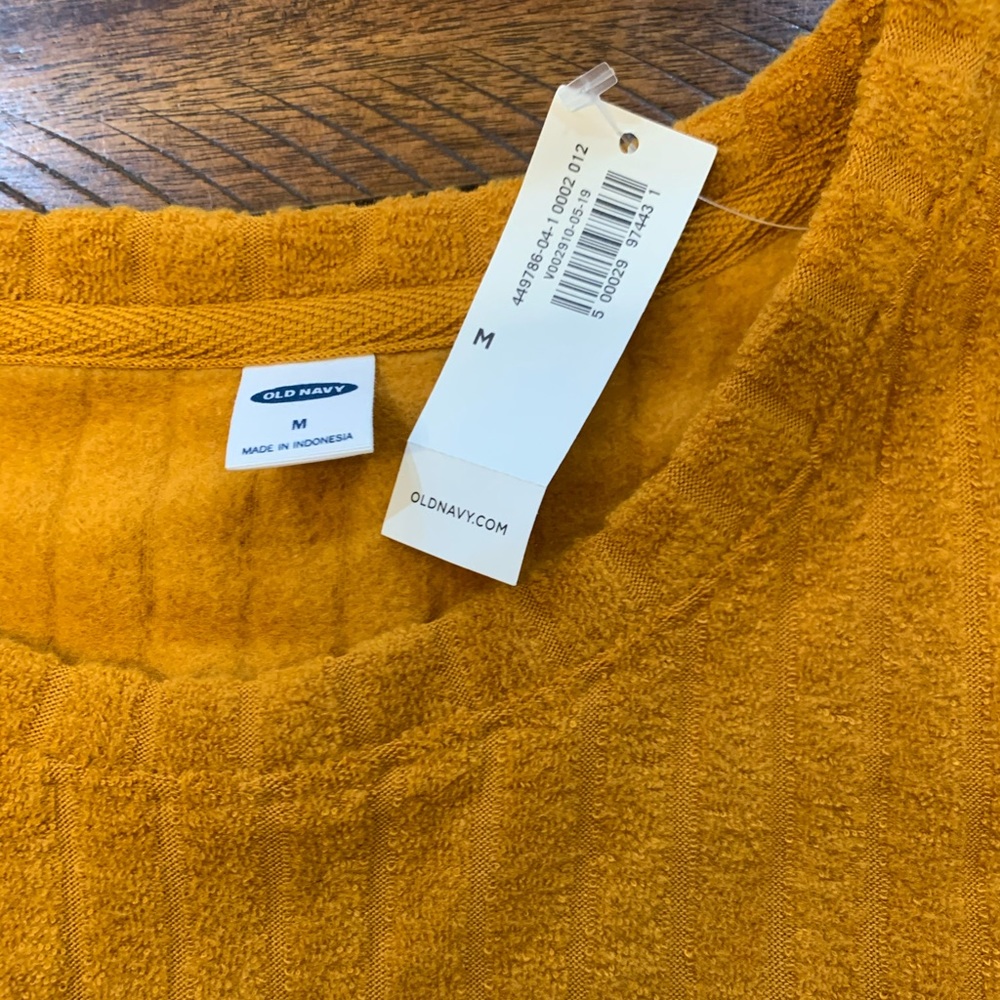 Old Navy Sweater